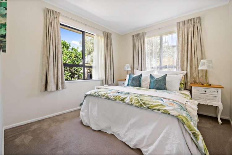 202 Royal Road Massey_14