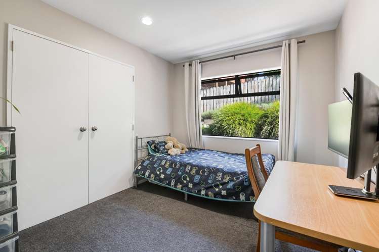 8 Empressa Heights Helensville_14