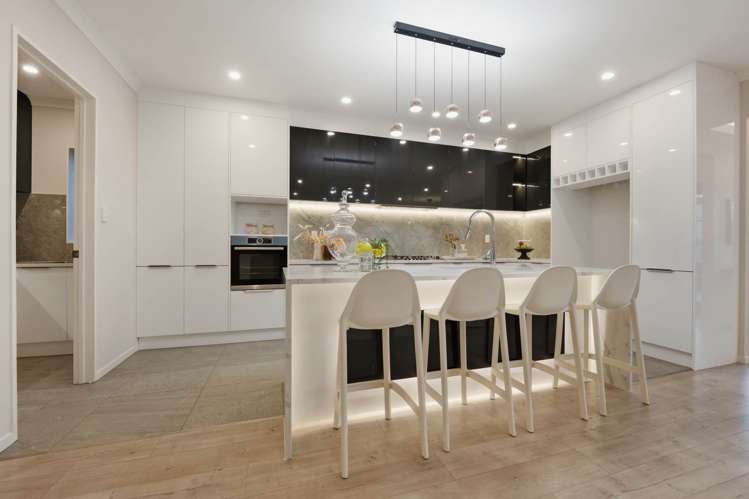 221B Murphys Road Flat Bush_8