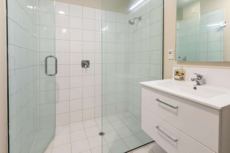 6/29 Andover Street Merivale_18