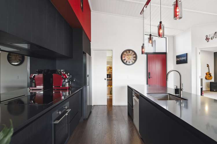 5 Maunganamu Drive Wharewaka_6