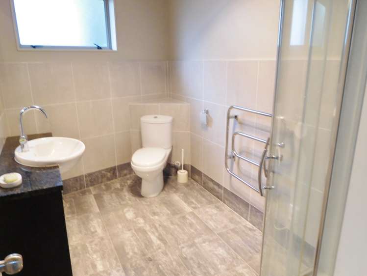 27a Lyttelton Avenue Forrest Hill_18