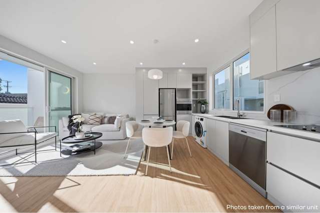 Luxury Living in Westlake Zone