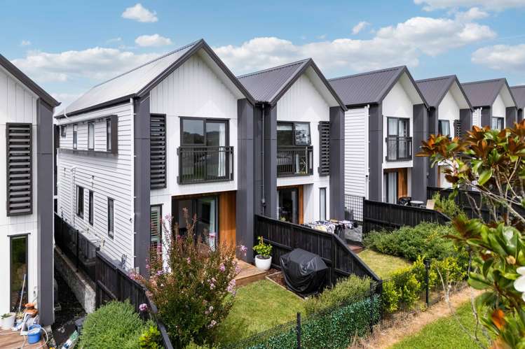 10/3 Walsh Road Milldale_9