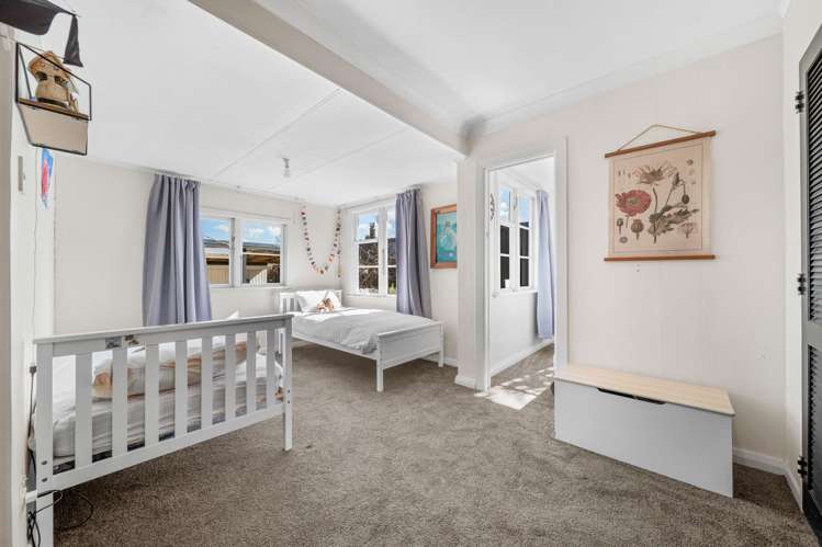 24 Kuratawhiti Street Greytown_14