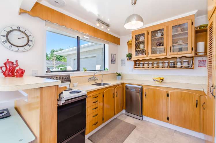 2 Malfroy Lane Raumati Beach_7