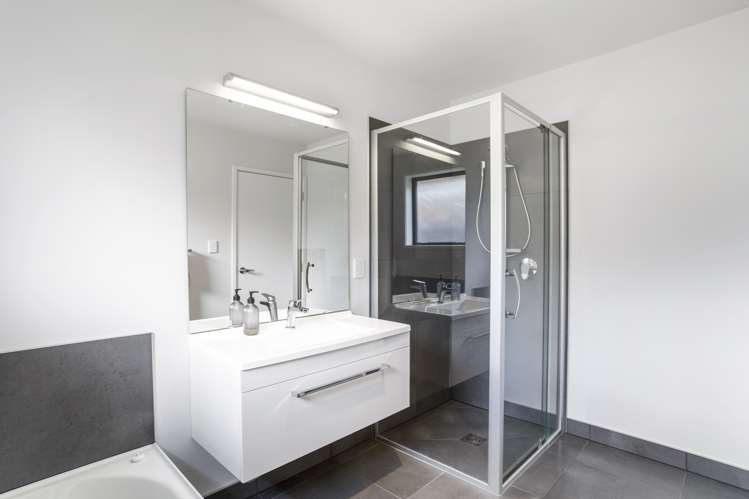 25 Captain Mitchell Drive Opaheke_11