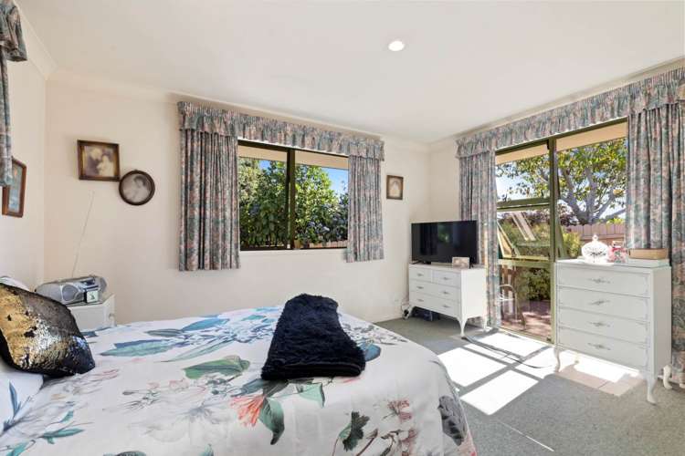 137a Vodanovich Road Te Atatu South_7