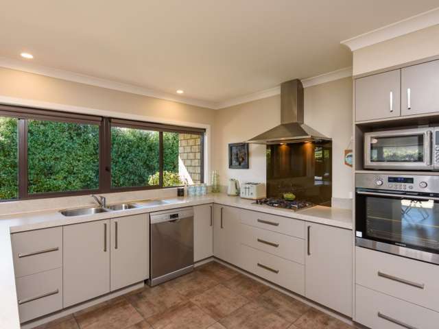 54 Hillcrest Road Raumati Beach_2