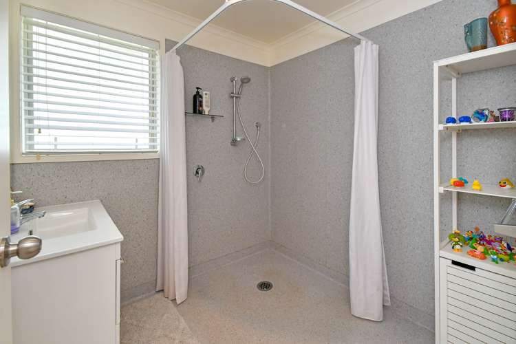 4 Pukekereru Lane Whakatiwai_15