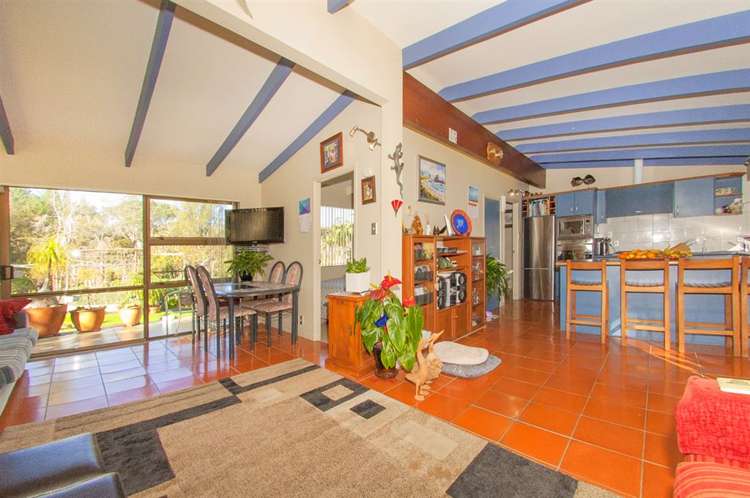 15 Hilldale Crescent Kuaotunu West_4