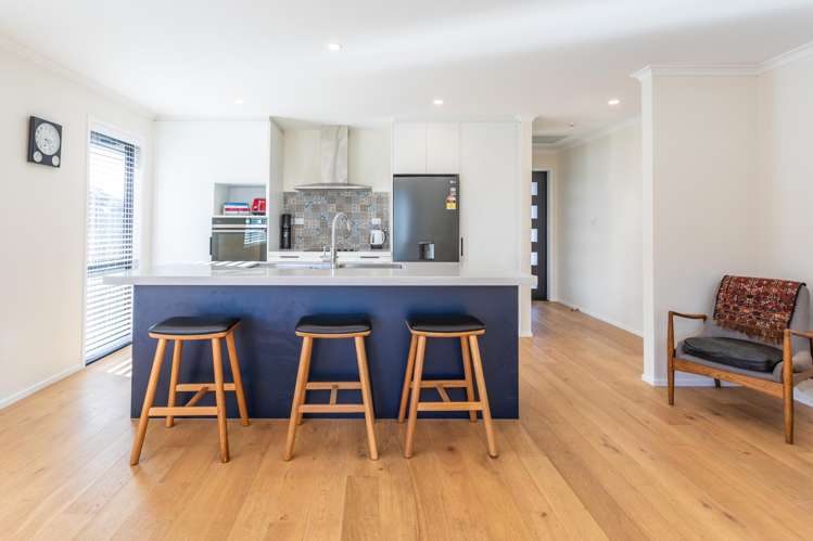 13 Till Street Jacks Point_6