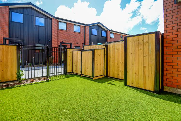 5/1 Milne Crescent Taita_8