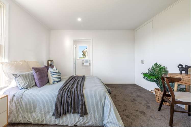 14 Ealing Street Northcote_7