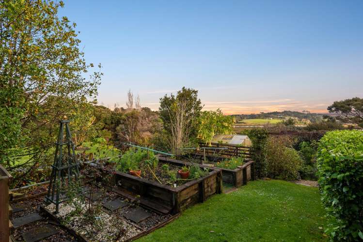 26 Matheson Road Red Beach_10