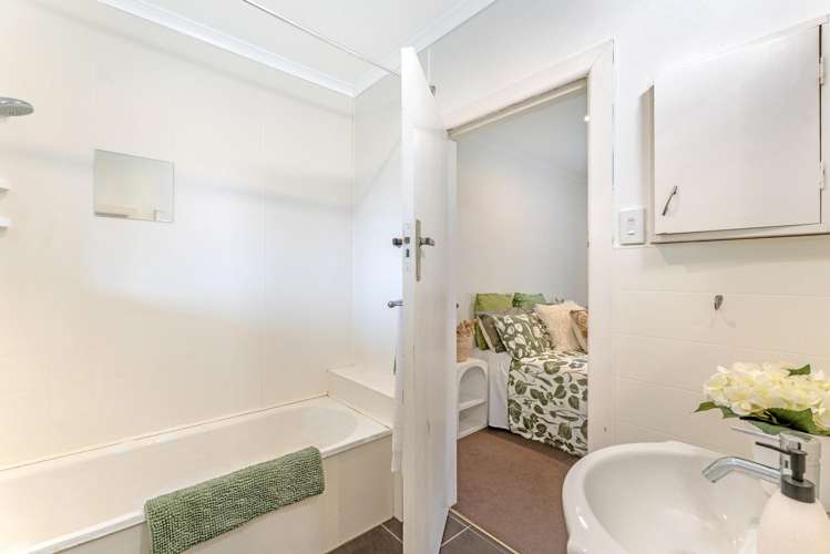 29 Riverside Rd Whataupoko_19