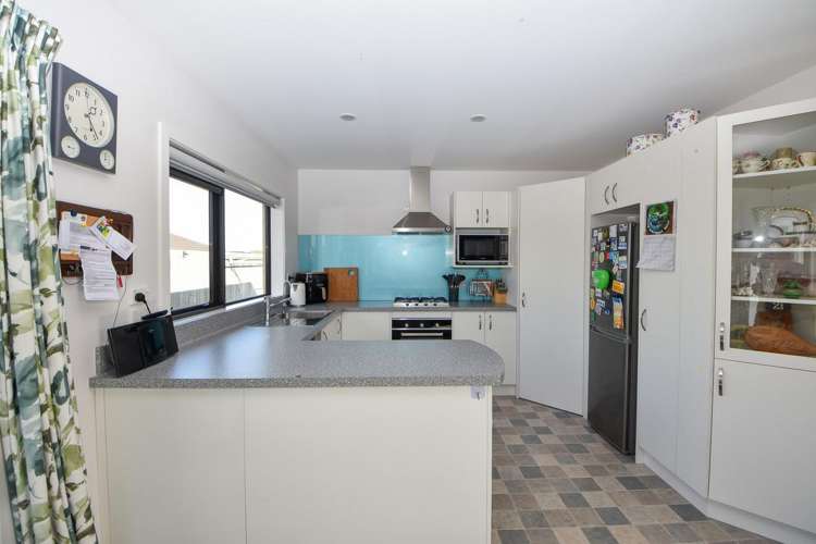 37 Ashmore Park Road Carterton_5
