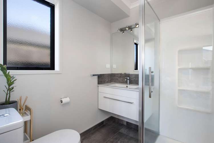 16 Eastbank Drive Katikati_11