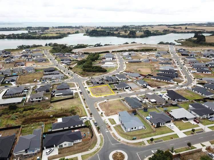 6 Dame Nganeko Drive_0