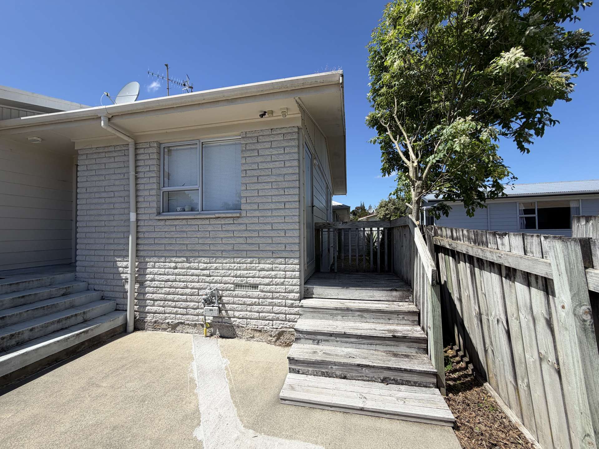1/12 Crescent Court Melville_0