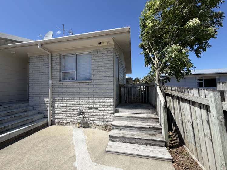 1/12 Crescent Court_0