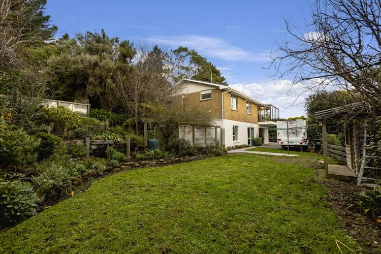 44 and 58 Hilton Road Highcliff_40