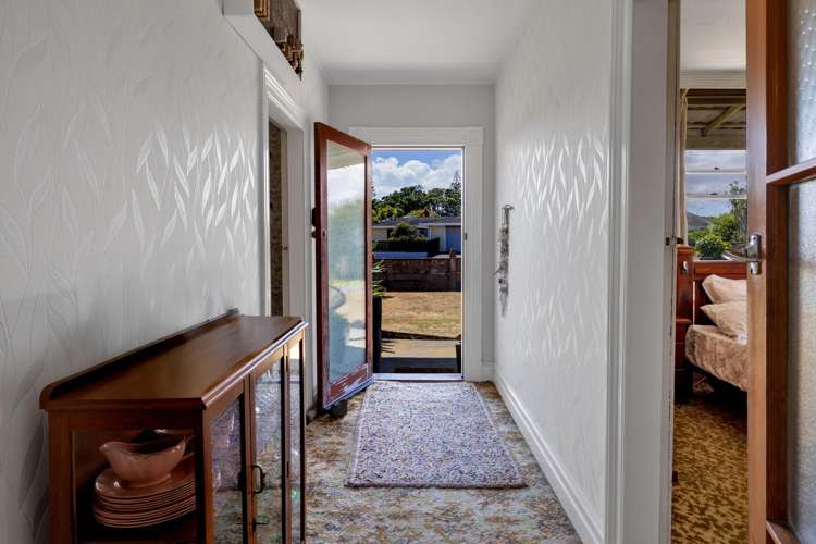 68 Domett Street Opunake_10