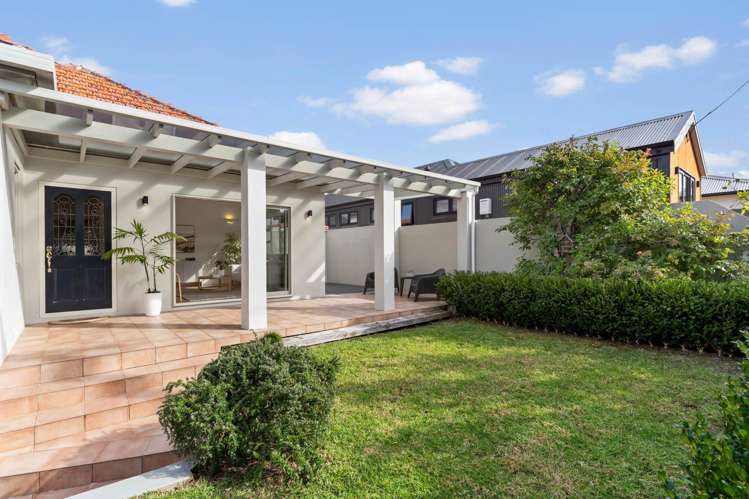 1/15 Sylvan Park Avenue Milford_26