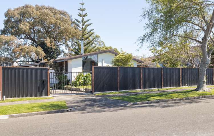 6 Colonial Place Kelvin Grove_21