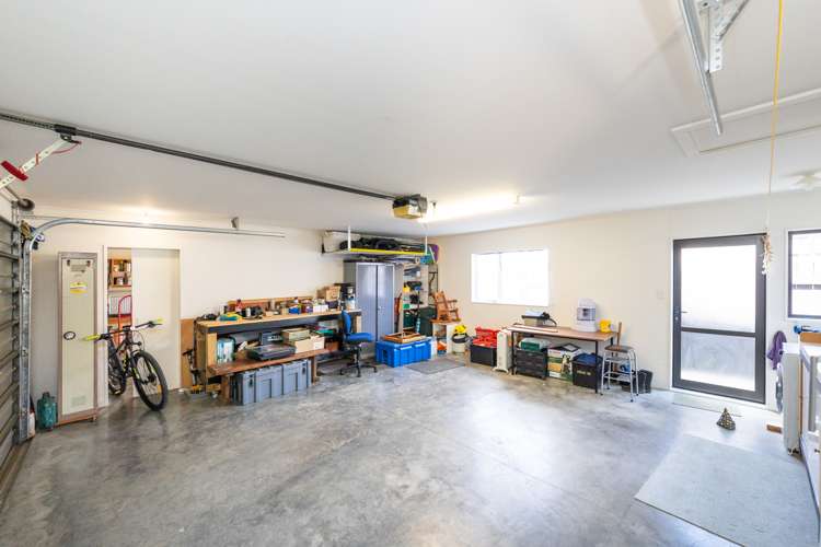 54 Peter Hall Drive Kelvin Grove_19