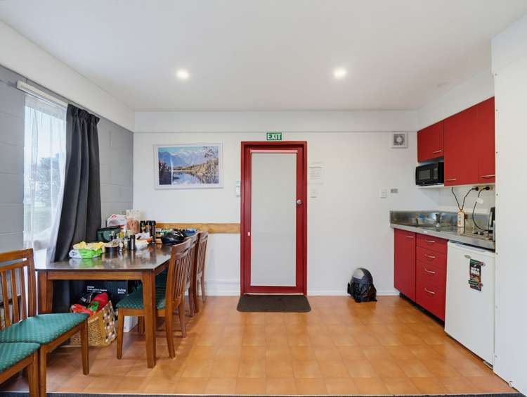 1 Hurworth Place College Estate_8