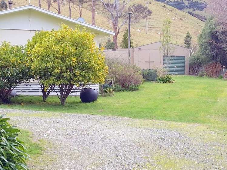 5820 Kenepuru Road Kenepuru Sound_19