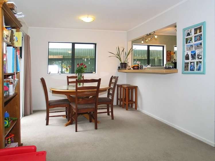 12 Pascoe Avenue Paremata_5