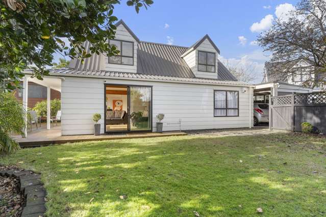 Charming Home - Unbeatable Location on Rear Section