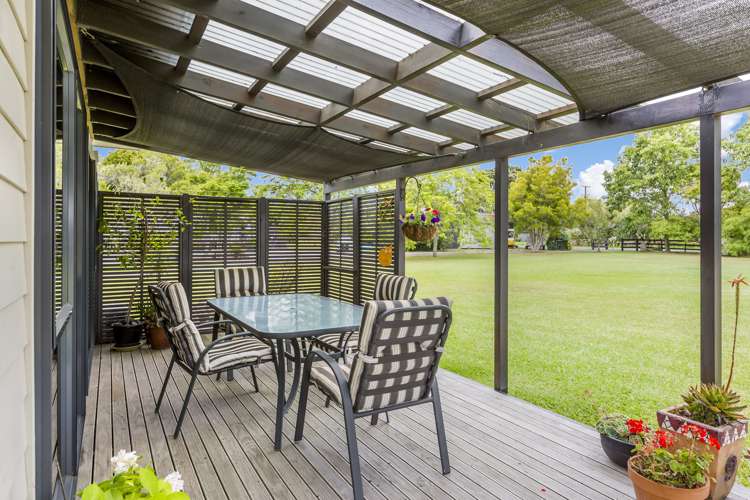 39 Horseshoe Bush Road Dairy Flat_17