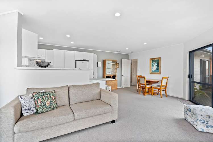 43 Ridgeway Drive Kamo_3