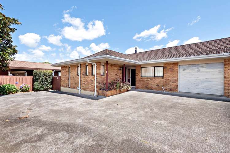 2/38 Takapu Street Henderson_15