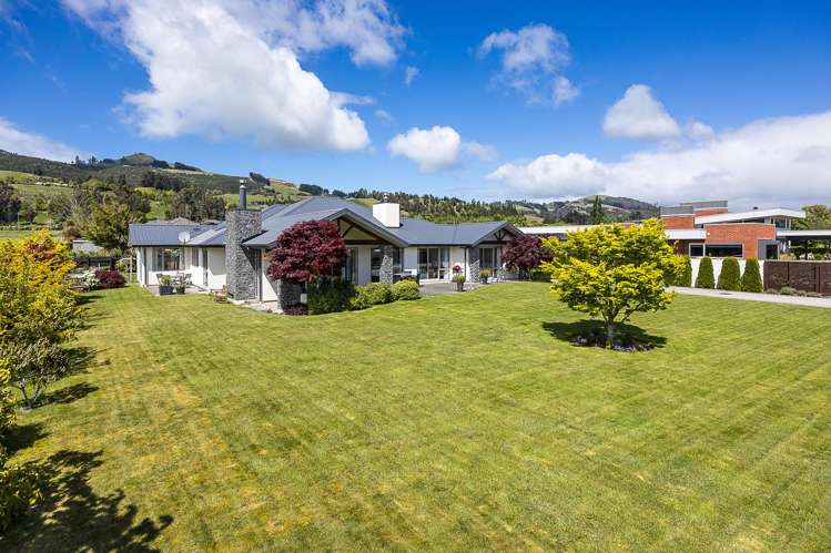 20 Orchard Grove East Taieri_16
