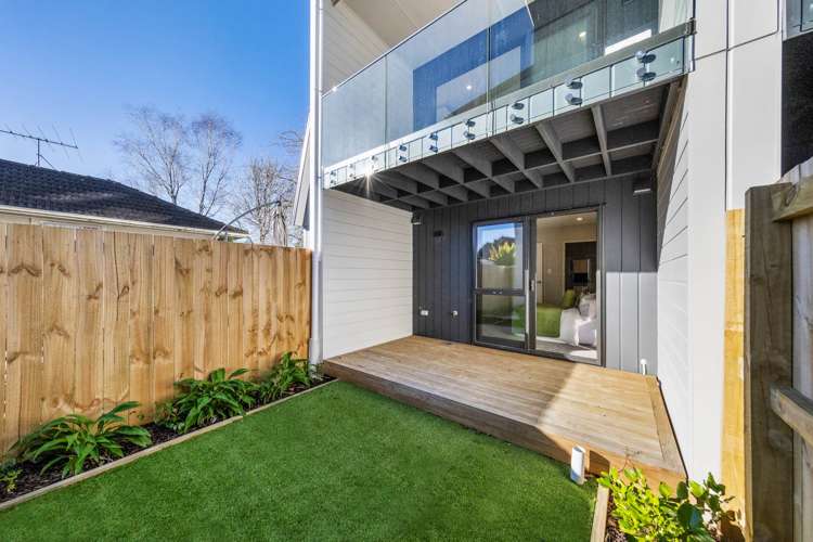 2/73 Glendale Road Glen Eden_13
