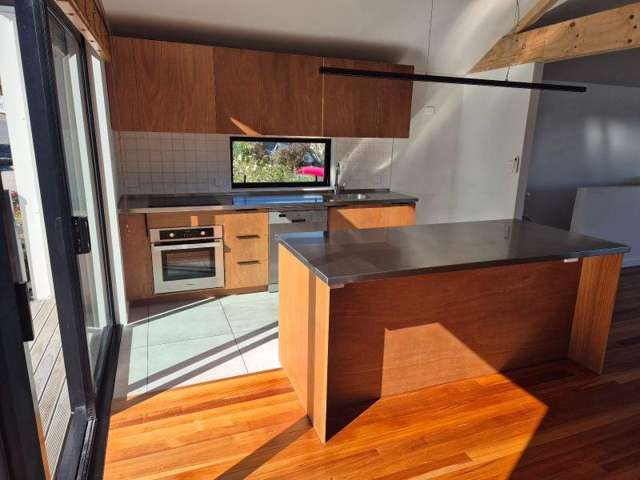 17a Cornwall Rd Lyttelton_1