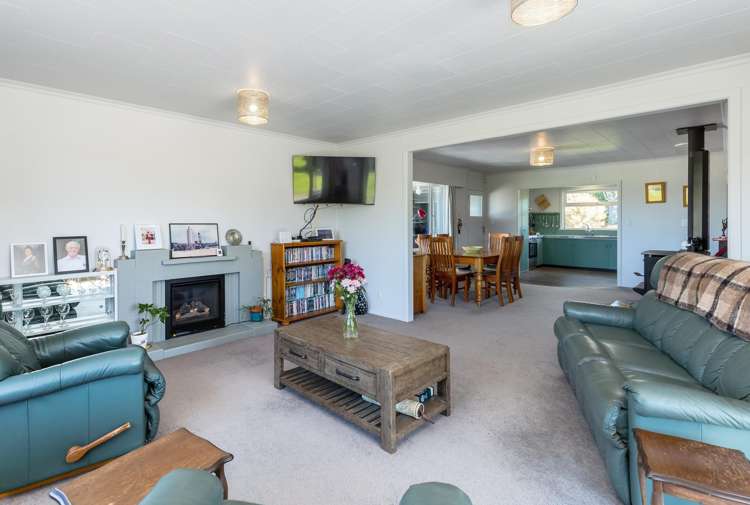 1827 State Highway 2 Masterton_28