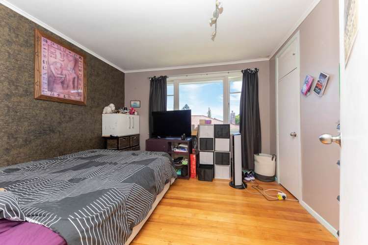 54 Woodfern Crescent Titirangi_12