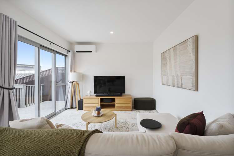 104 Waekahu Road Westgate_17