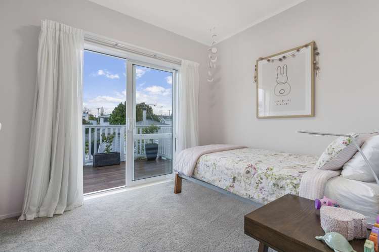 17A Roseneath Place Birkdale_15