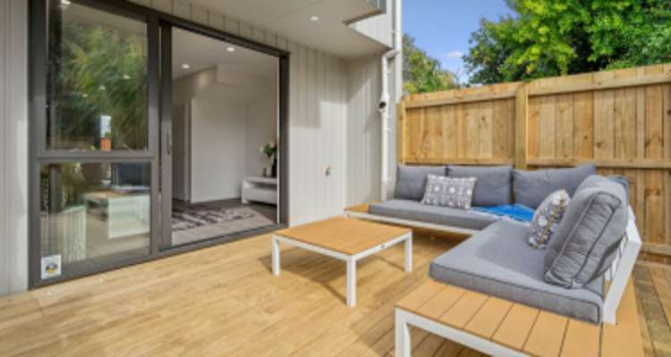 6/14 Freyberg Place_0