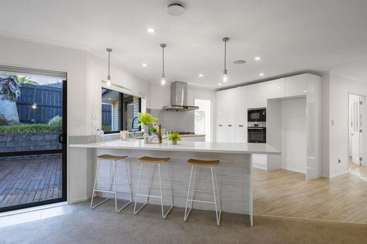 7 William Gamble Drive Greenhithe_4