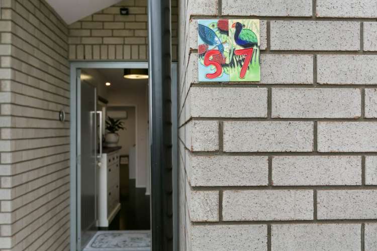 57 Sunningdale Street Wattle Downs_11