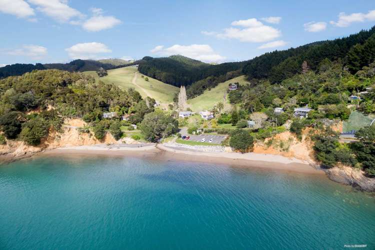 188 Kawakawa Bay Coast Road Kawakawa Bay_16