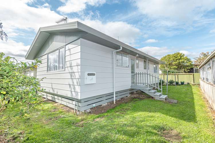 72A Wakefield Street Whanganui East_13