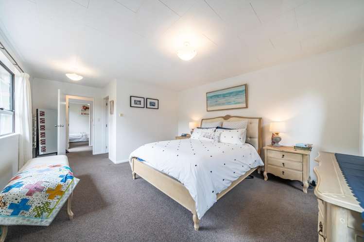 20 Roys Road Plimmerton_18